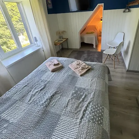 Lontova Puhkemaja *